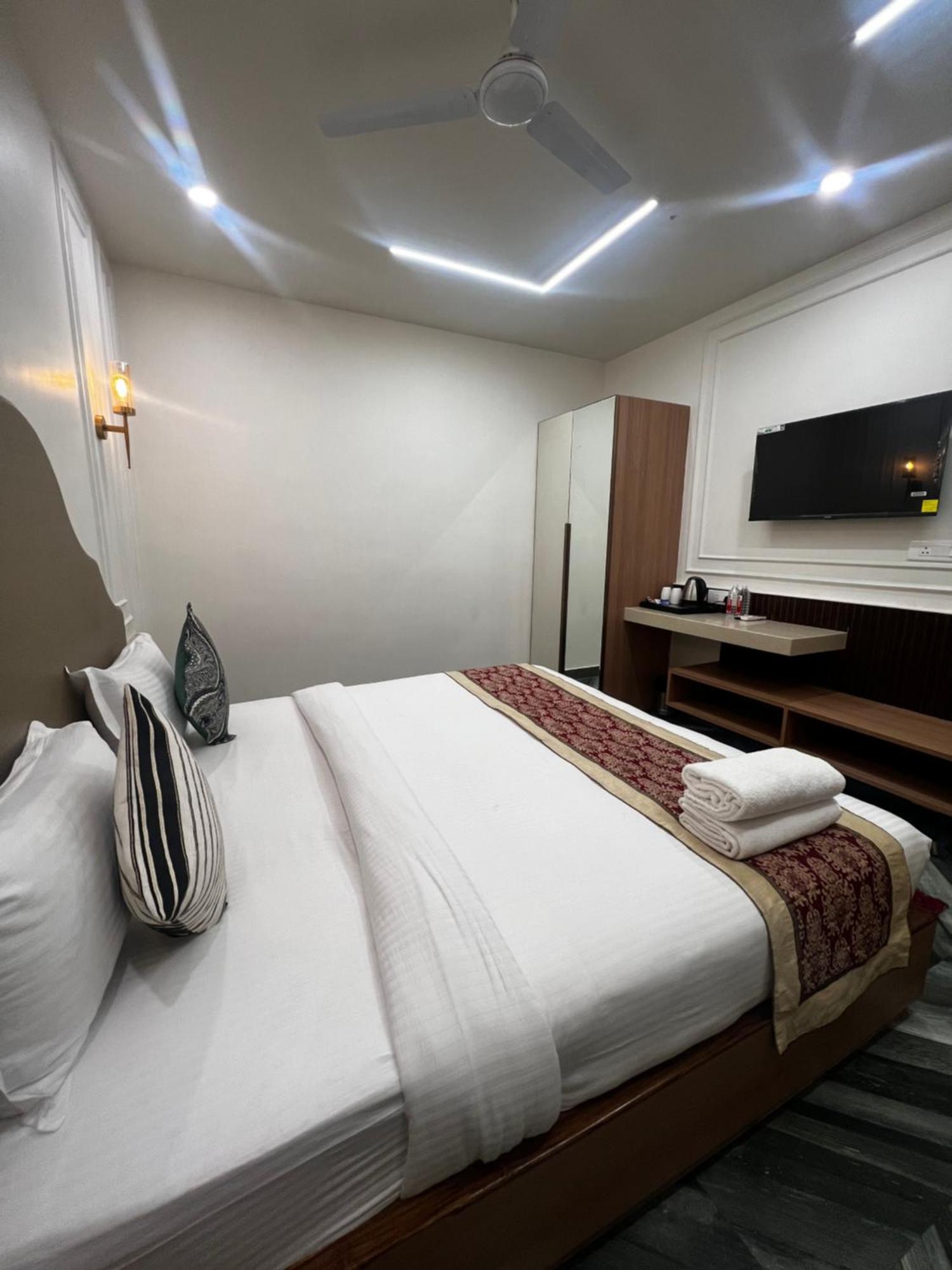 Hotel Anaya Retreat Waranasi Zewnętrze zdjęcie