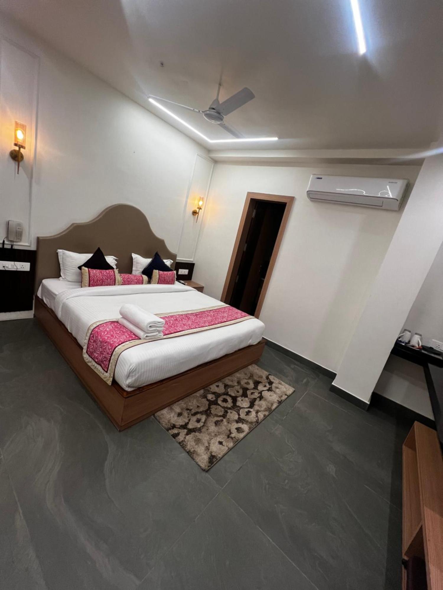 Hotel Anaya Retreat Waranasi Zewnętrze zdjęcie