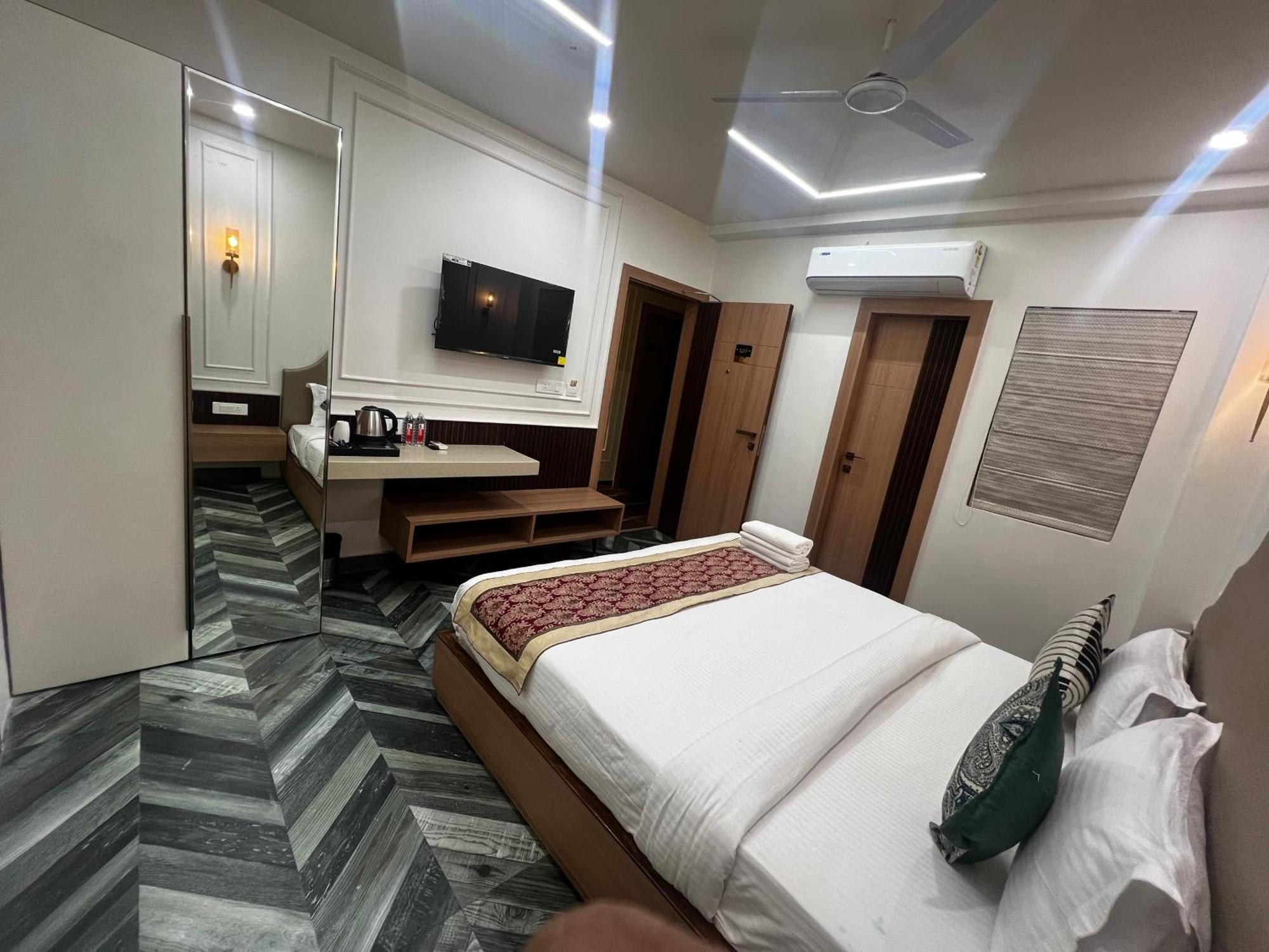 Hotel Anaya Retreat Waranasi Zewnętrze zdjęcie